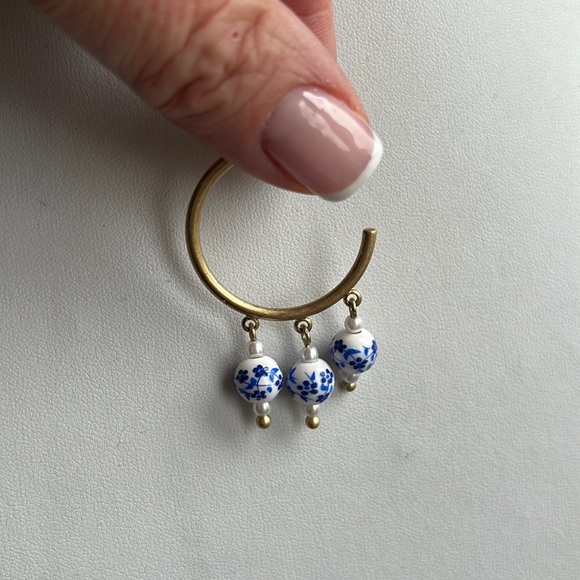 Cabi Dynasty Earrings (style 2222) - Picture 3 of 6